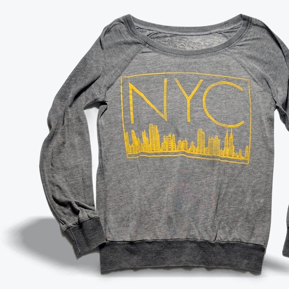 Chaser NYC Skyline Graphic Sweatshirt Gray Yellow Scoop Neck Pullover Small